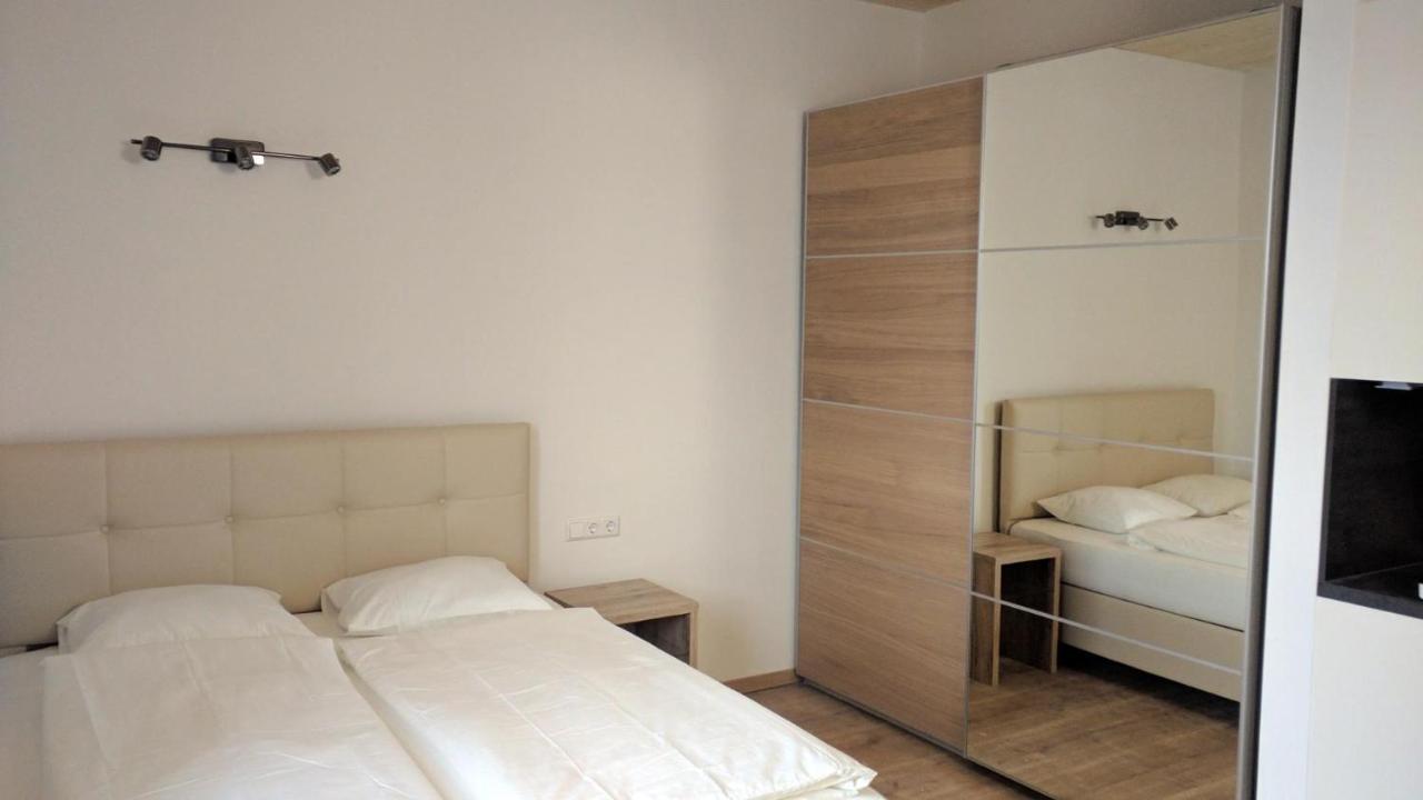 212 St Petersburg, Studio Apartment, 27M2, 1-2 Pers Klagenfurt am Woerthersee Екстер'єр фото