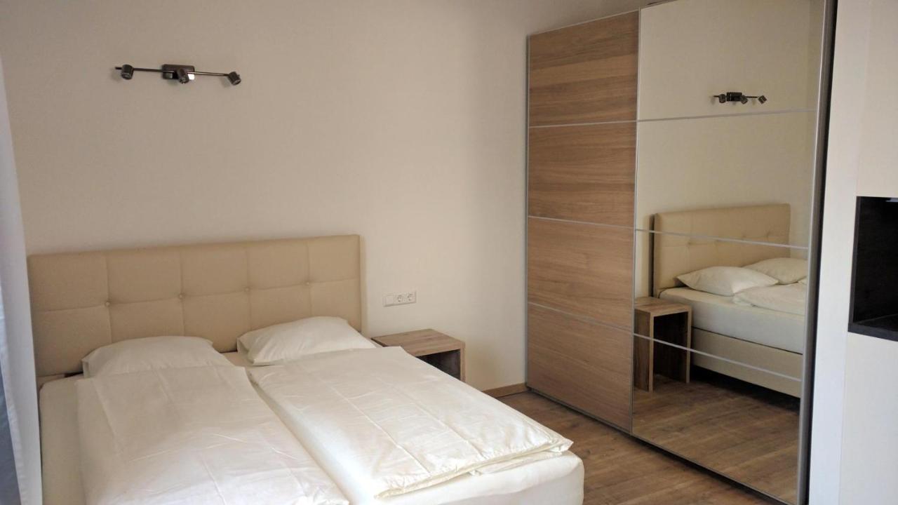 212 St Petersburg, Studio Apartment, 27M2, 1-2 Pers Klagenfurt am Woerthersee Екстер'єр фото